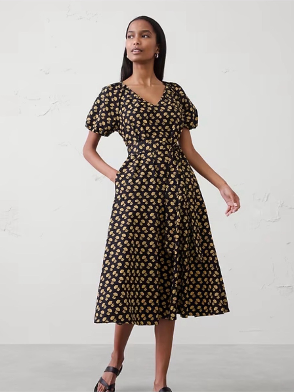 Banana Republic Poplin Gathered-Shoulder Midi Dress
